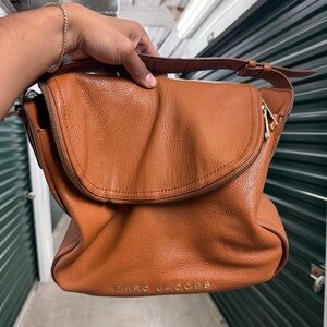 Marc Jacobs The Groove Leather Zip Flap Hobo Shoulder Bag *Smoked Almond* EUC